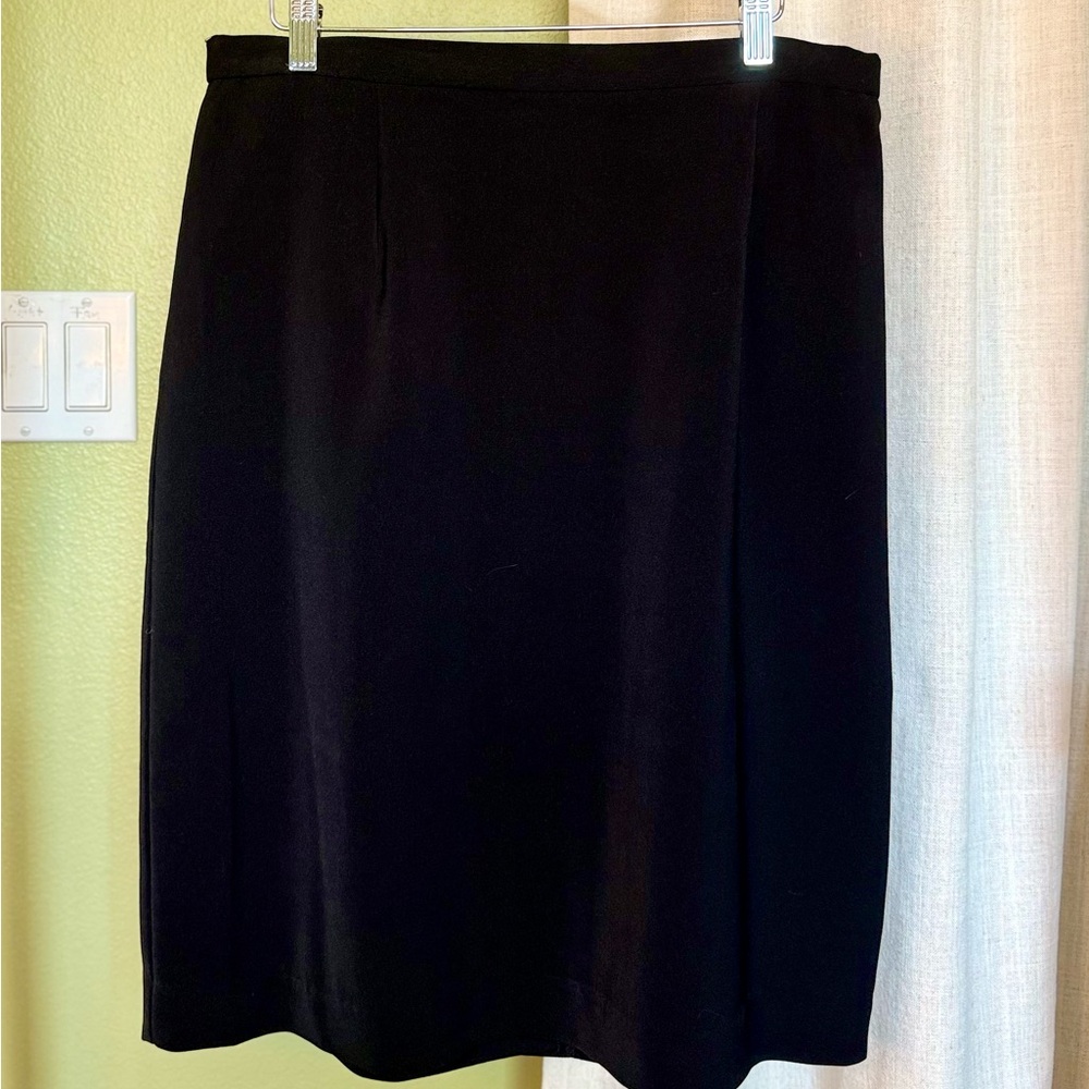 🌸KATHIE LEE NWT Elegant Black Women's Skirt. Size 16. WSKIRT04.